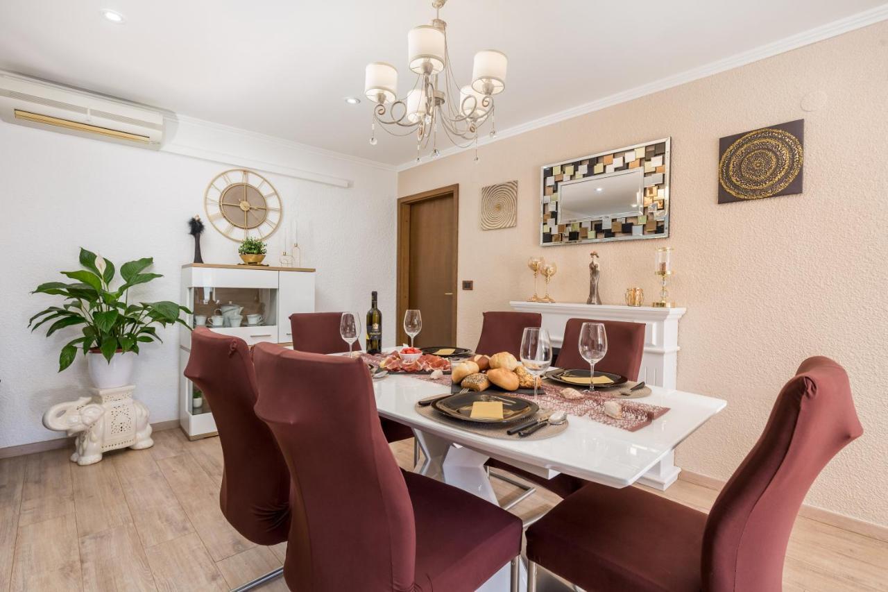 Villa SUMMER OASIS Dobrinj Esterno foto